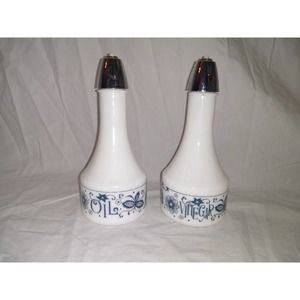 RARE Corelle gemco old town blue blue onion oil and vinegar cruet set